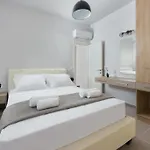 Luxury Lardos